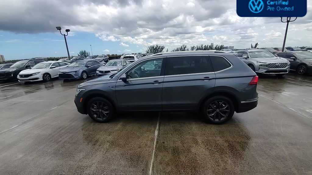 2023 Volkswagen Tiguan SE
