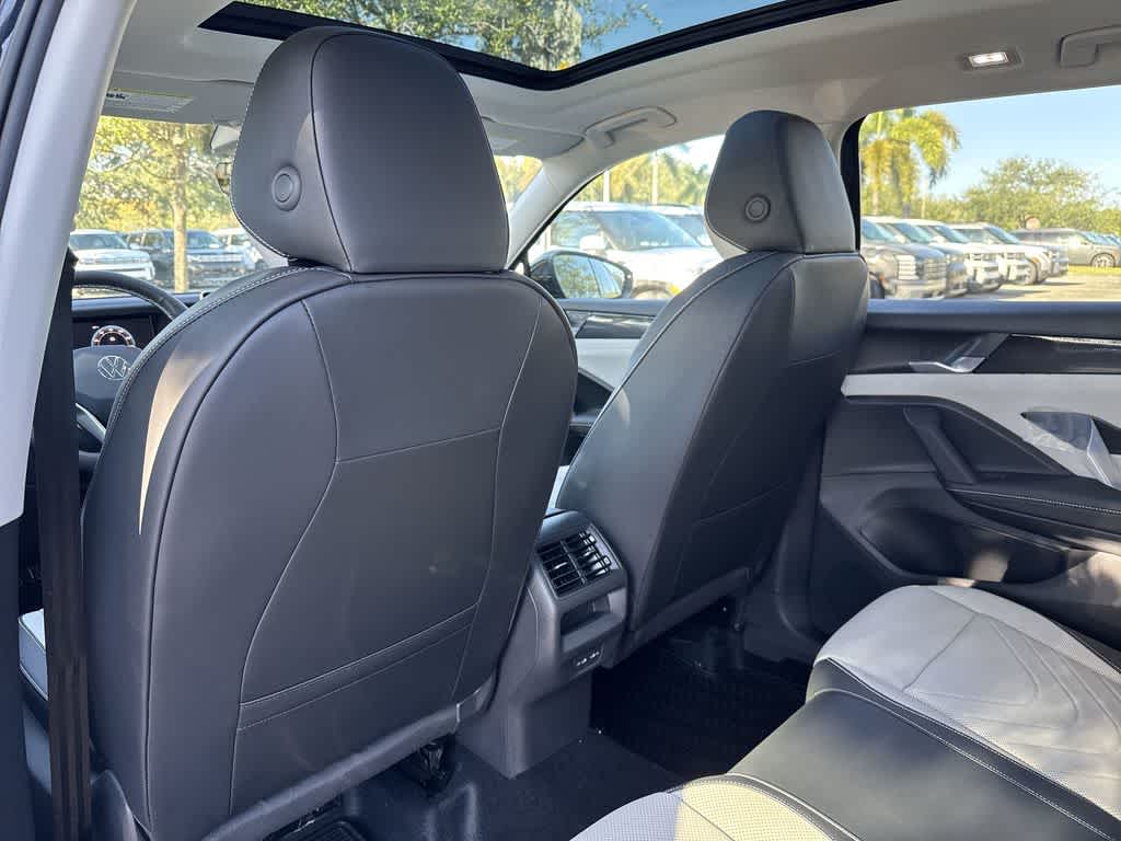 2026 Volkswagen Tiguan SE