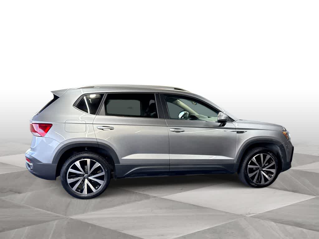 2022 Volkswagen Taos SE