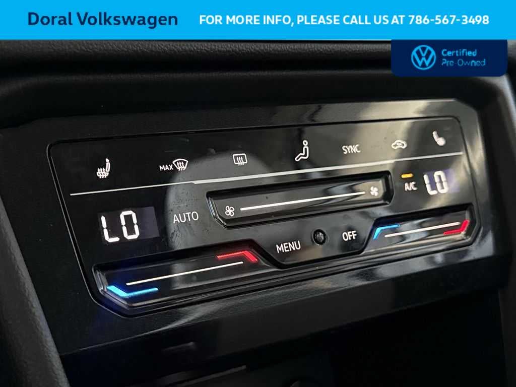 2025 Volkswagen Taos SE