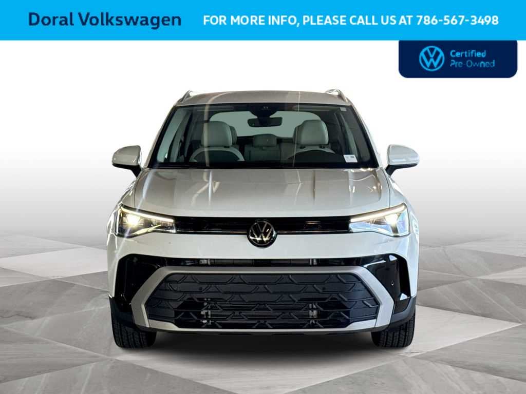2025 Volkswagen Taos SE
