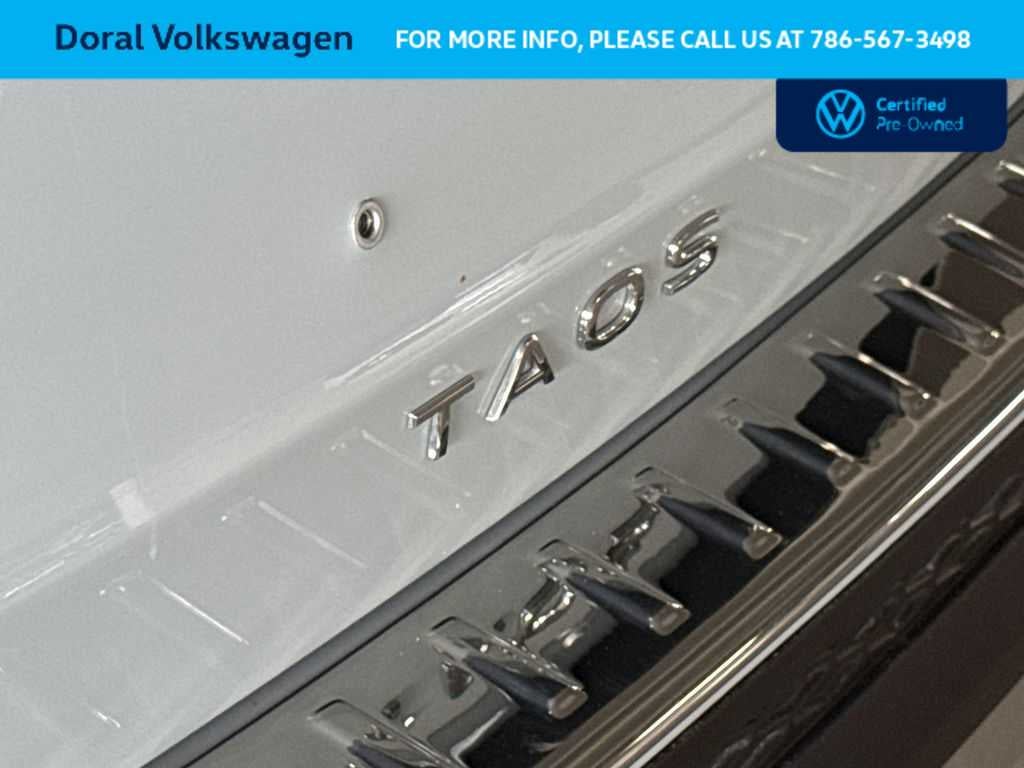 2025 Volkswagen Taos SE