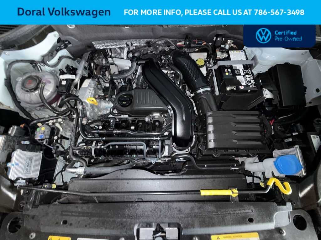 2025 Volkswagen Taos SE