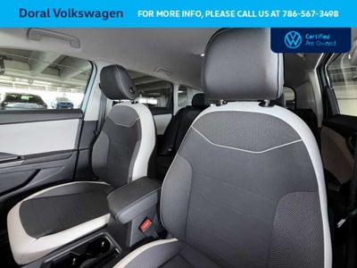 2025 Volkswagen Taos SE