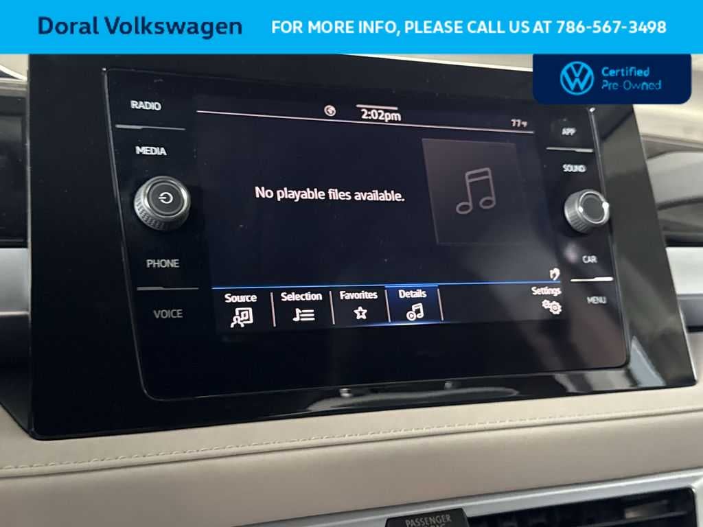 2025 Volkswagen Taos SE