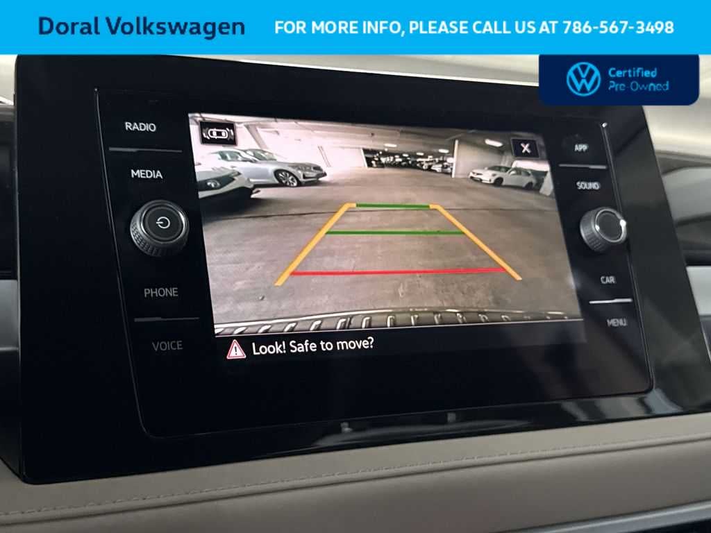 2025 Volkswagen Taos SE