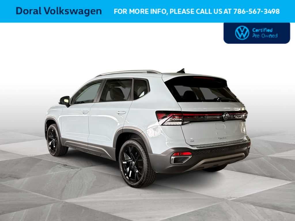 2025 Volkswagen Taos SE