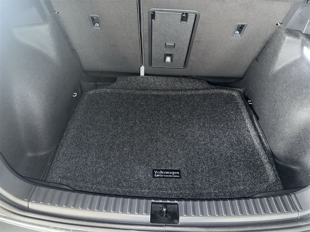 2026 Volkswagen Taos SE