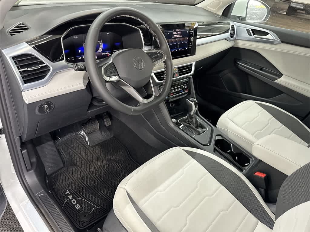 2026 Volkswagen Taos SE