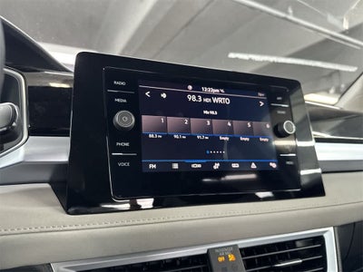 2026 Volkswagen Taos SE