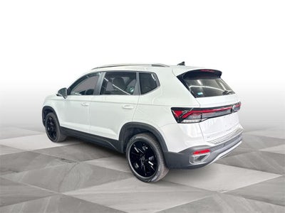 2026 Volkswagen Taos SE