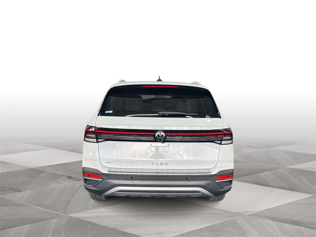 2026 Volkswagen Taos SE