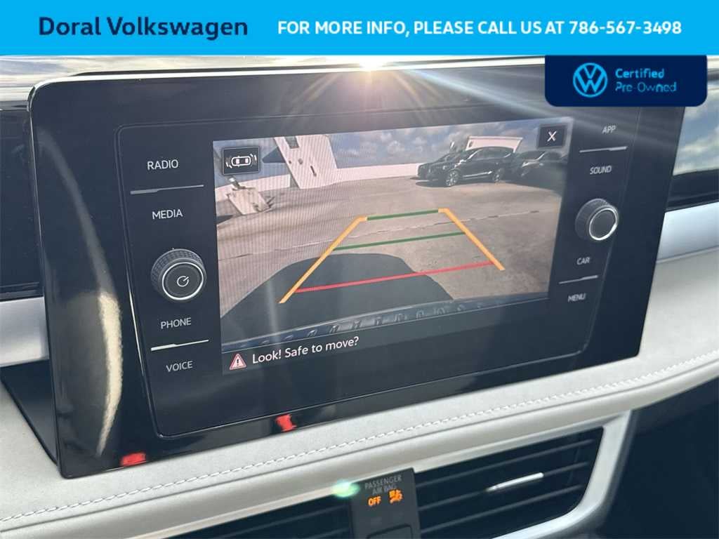 2025 Volkswagen Taos SE