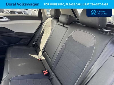 2025 Volkswagen Taos SE