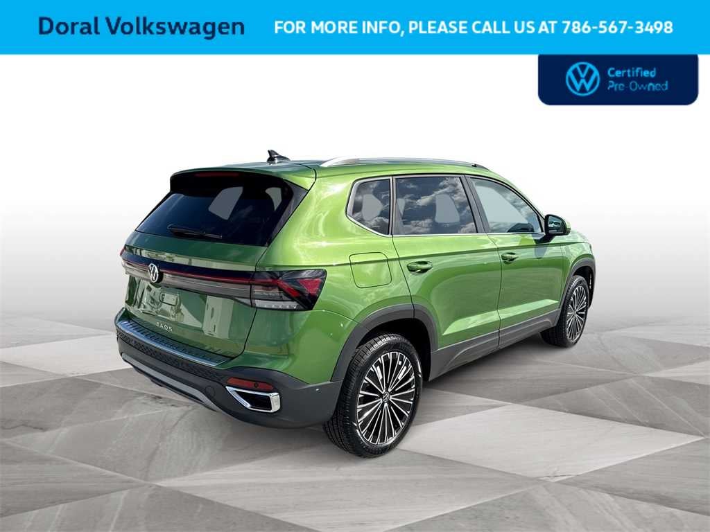 2025 Volkswagen Taos SE