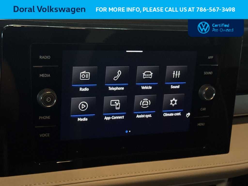 2025 Volkswagen Taos SE