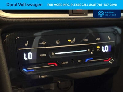 2025 Volkswagen Taos SE