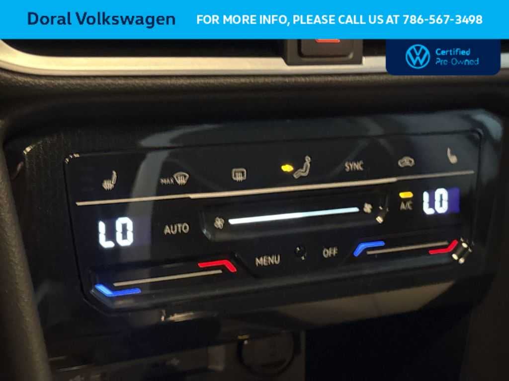 2025 Volkswagen Taos SE