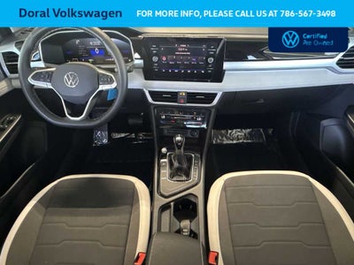 2025 Volkswagen Taos SE