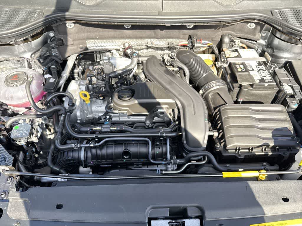 2026 Volkswagen Taos SE