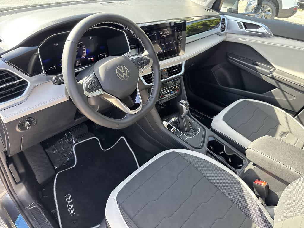 2026 Volkswagen Taos SE