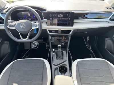 2026 Volkswagen Taos SE