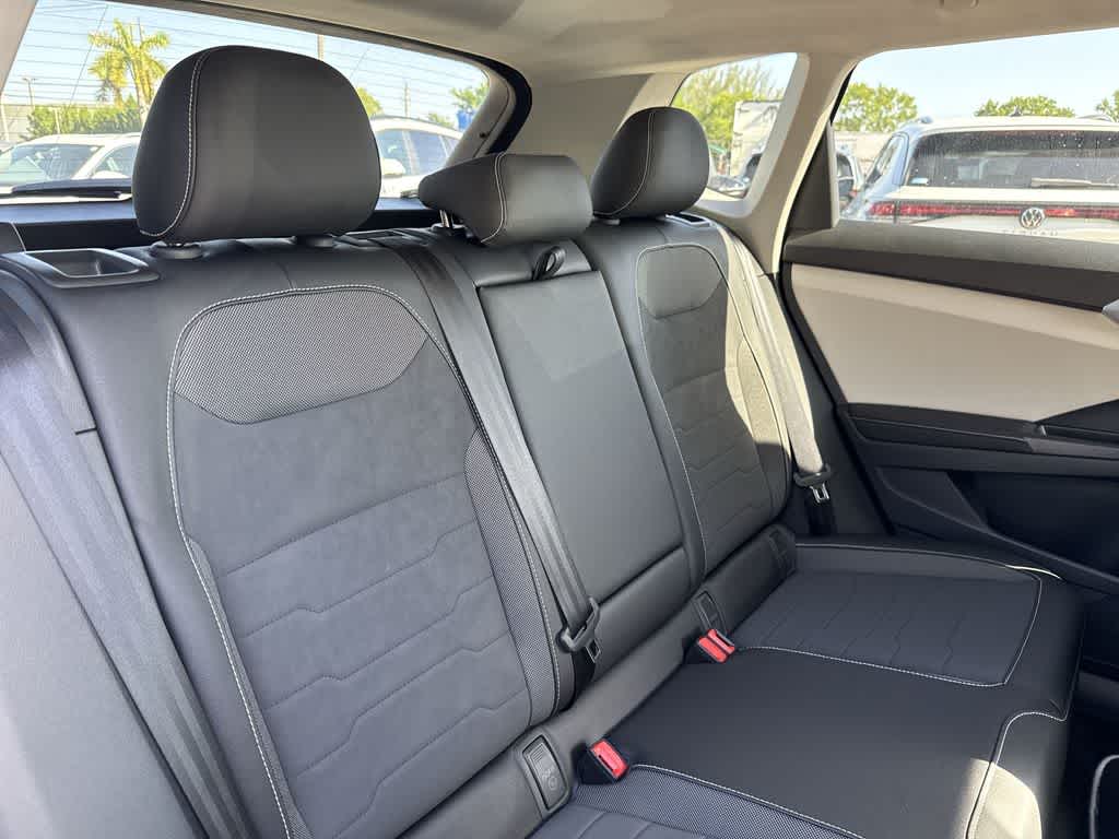 2026 Volkswagen Taos SE