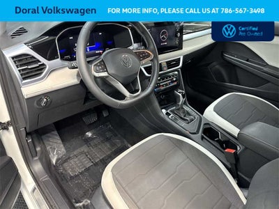 2025 Volkswagen Taos SE