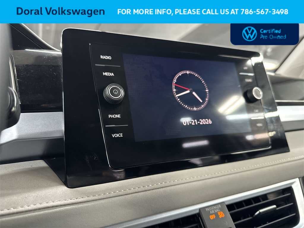 2025 Volkswagen Taos SE