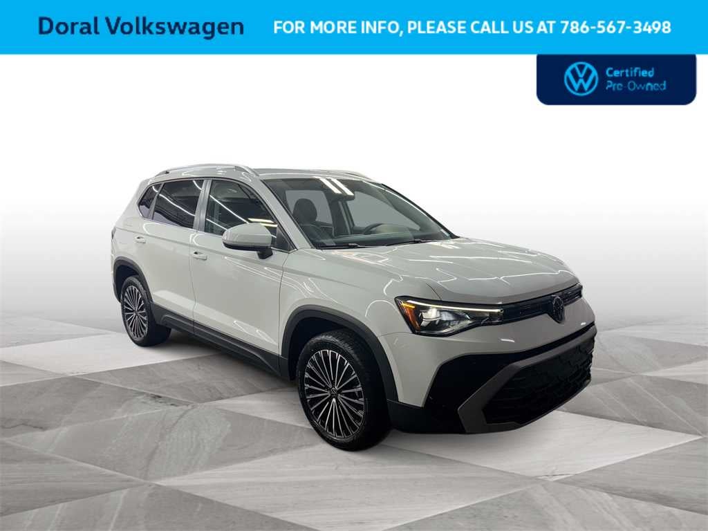 2025 Volkswagen Taos SE