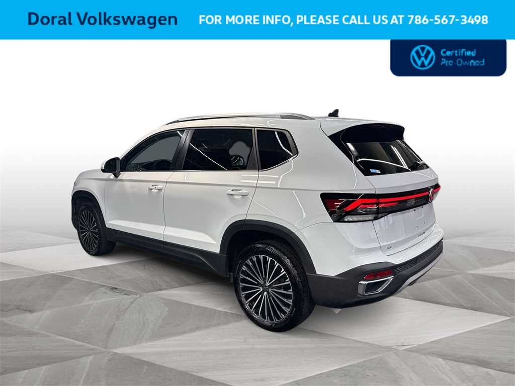 2025 Volkswagen Taos SE