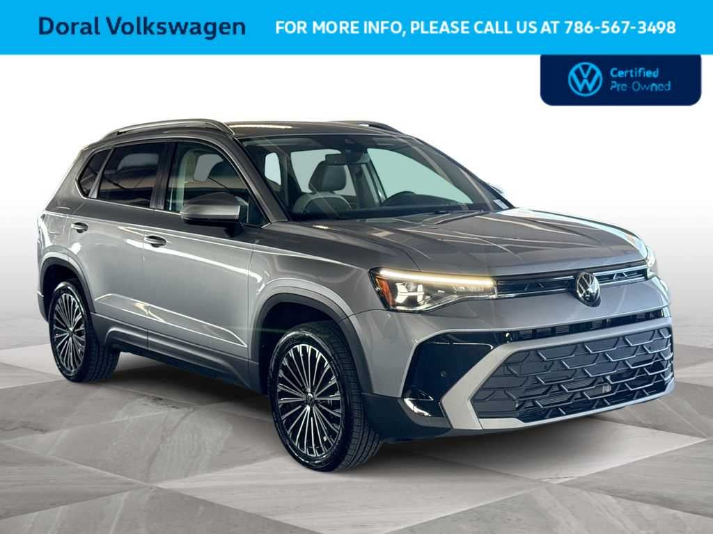2025 Volkswagen Taos SE
