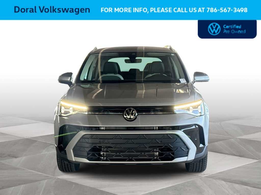 2025 Volkswagen Taos SE