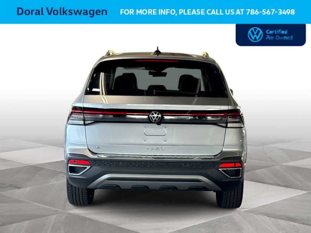 2025 Volkswagen Taos SE