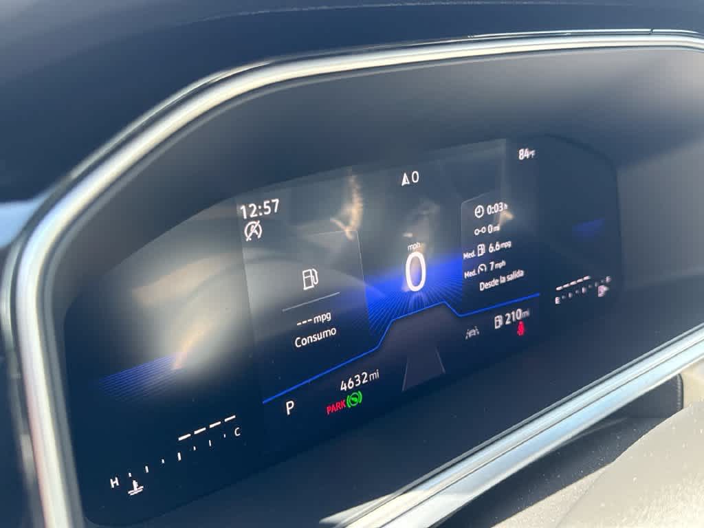 2026 Volkswagen Taos SE