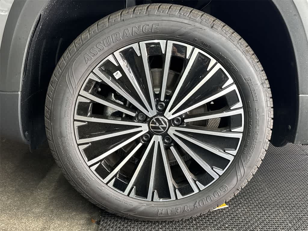 2026 Volkswagen Taos SE