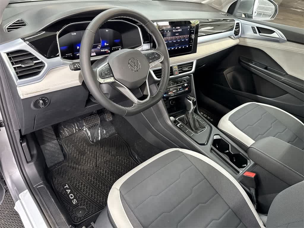 2026 Volkswagen Taos SE