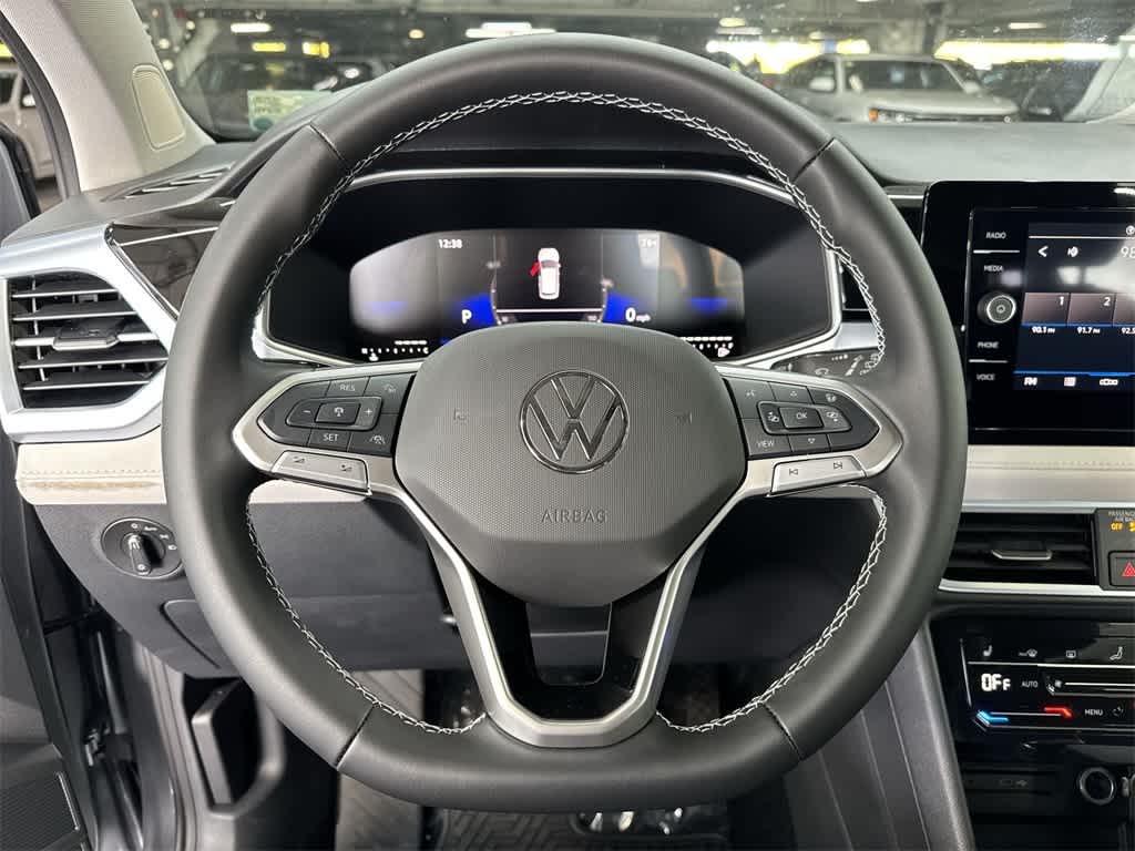 2026 Volkswagen Taos SE