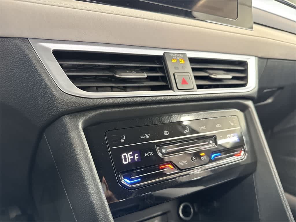 2026 Volkswagen Taos SE