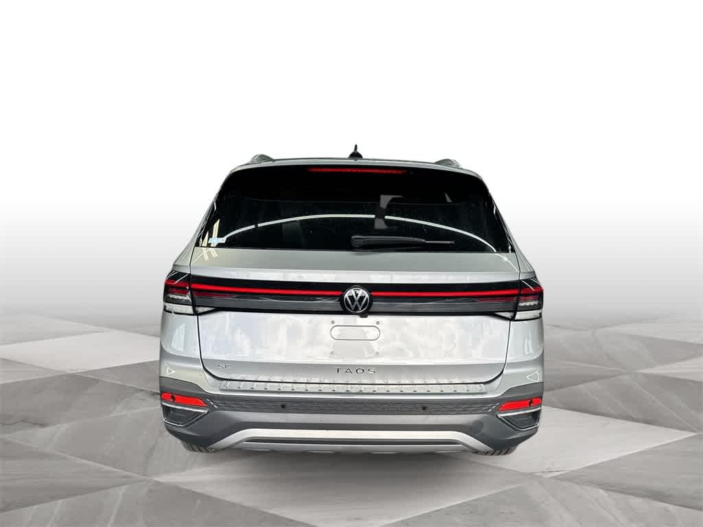 2026 Volkswagen Taos SE