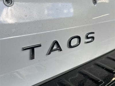 2026 Volkswagen Taos SE