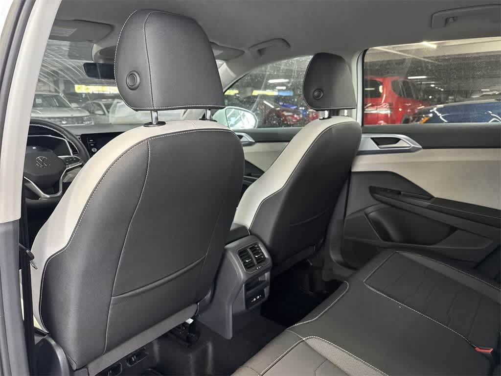 2026 Volkswagen Taos SE