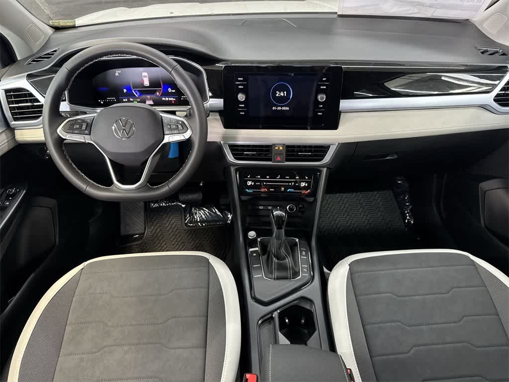 2026 Volkswagen Taos SE