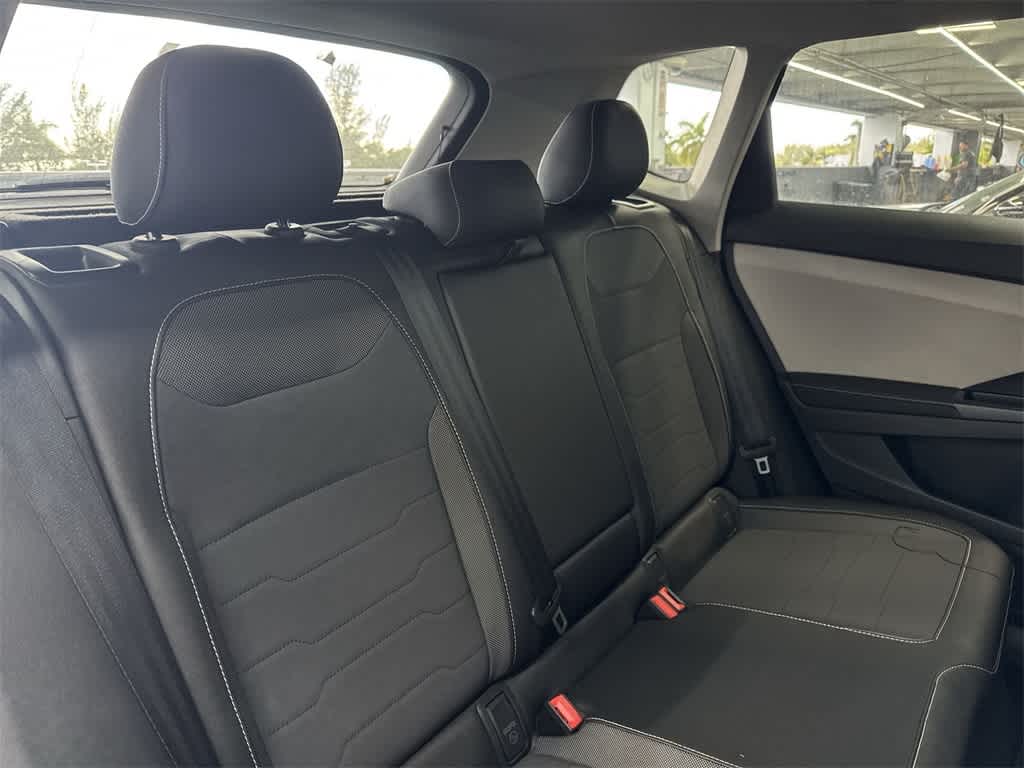 2026 Volkswagen Taos SE