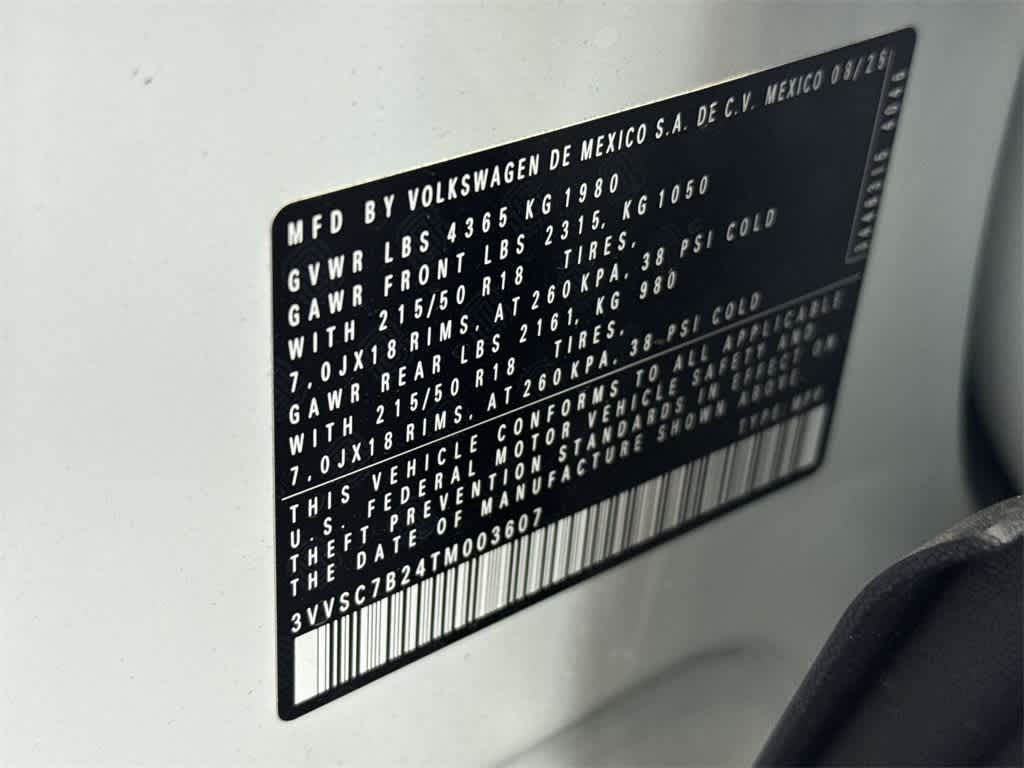 2026 Volkswagen Taos SE