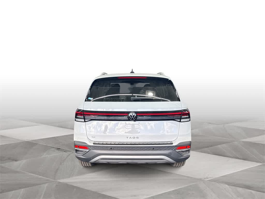 2026 Volkswagen Taos SE