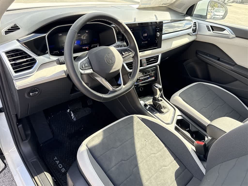 2026 Volkswagen Taos SE