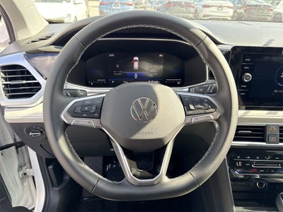 2026 Volkswagen Taos SE