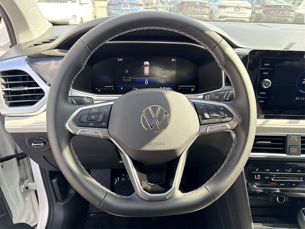 2026 Volkswagen Taos SE