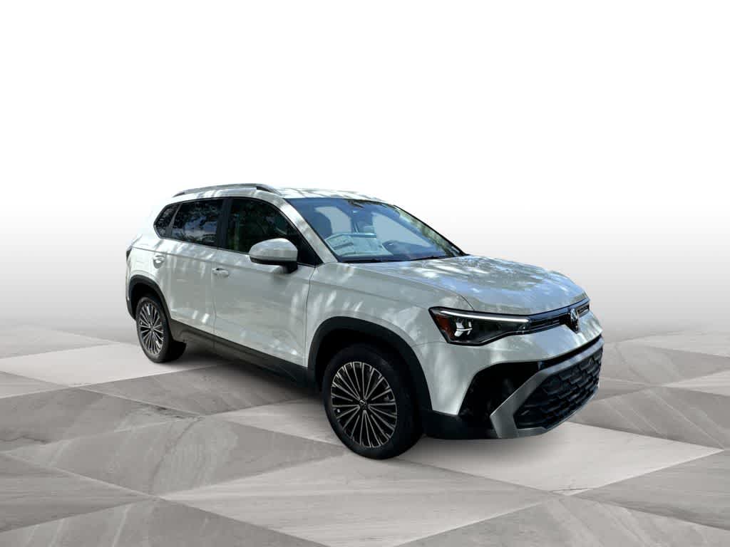 2026 Volkswagen Taos SE